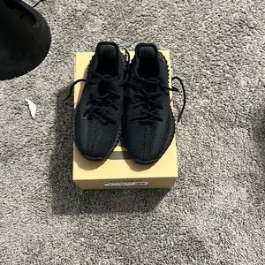 Yeezy 350 Onyx for sale